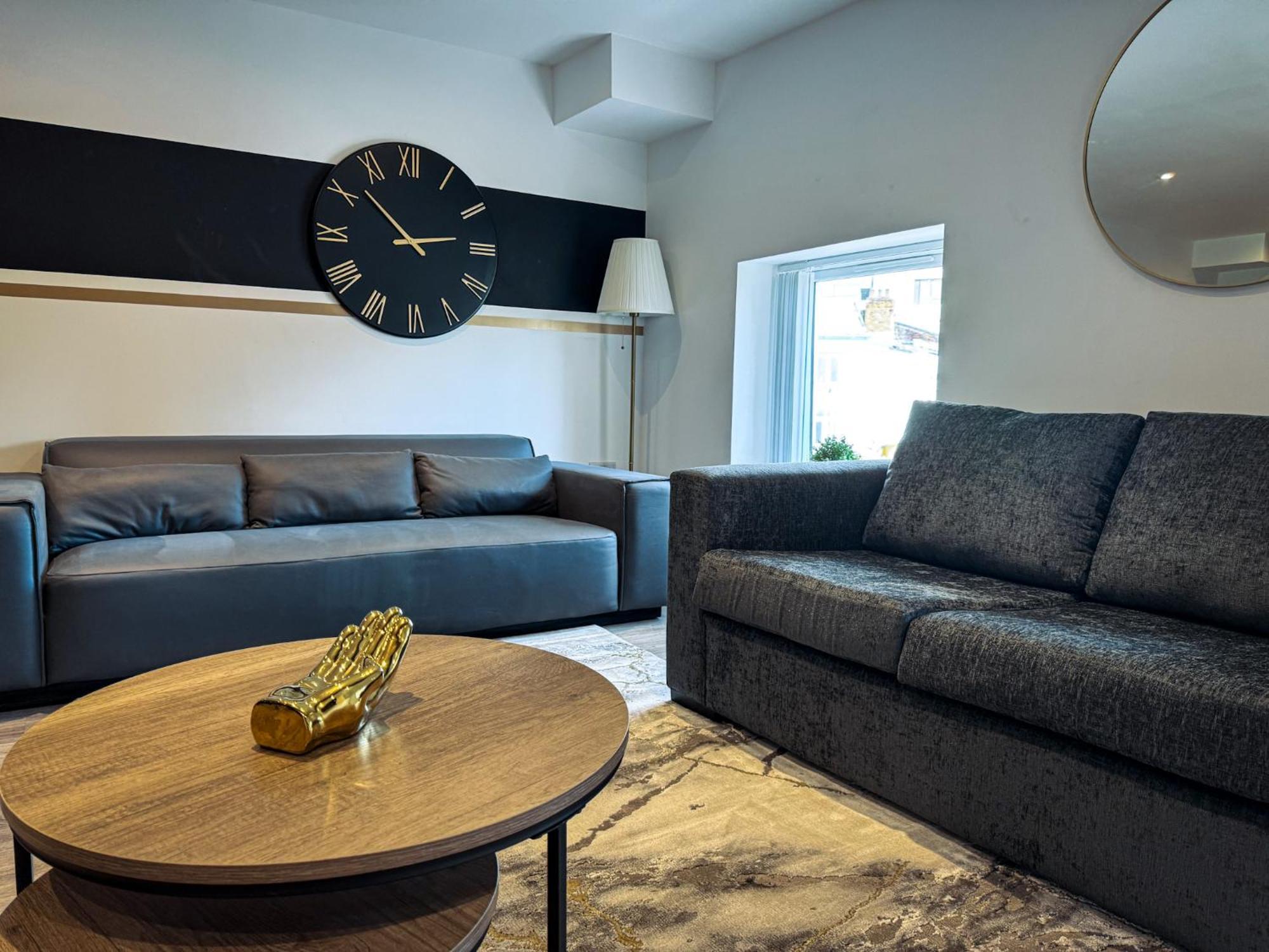 The Seven Suites Liverpool Extérieur photo