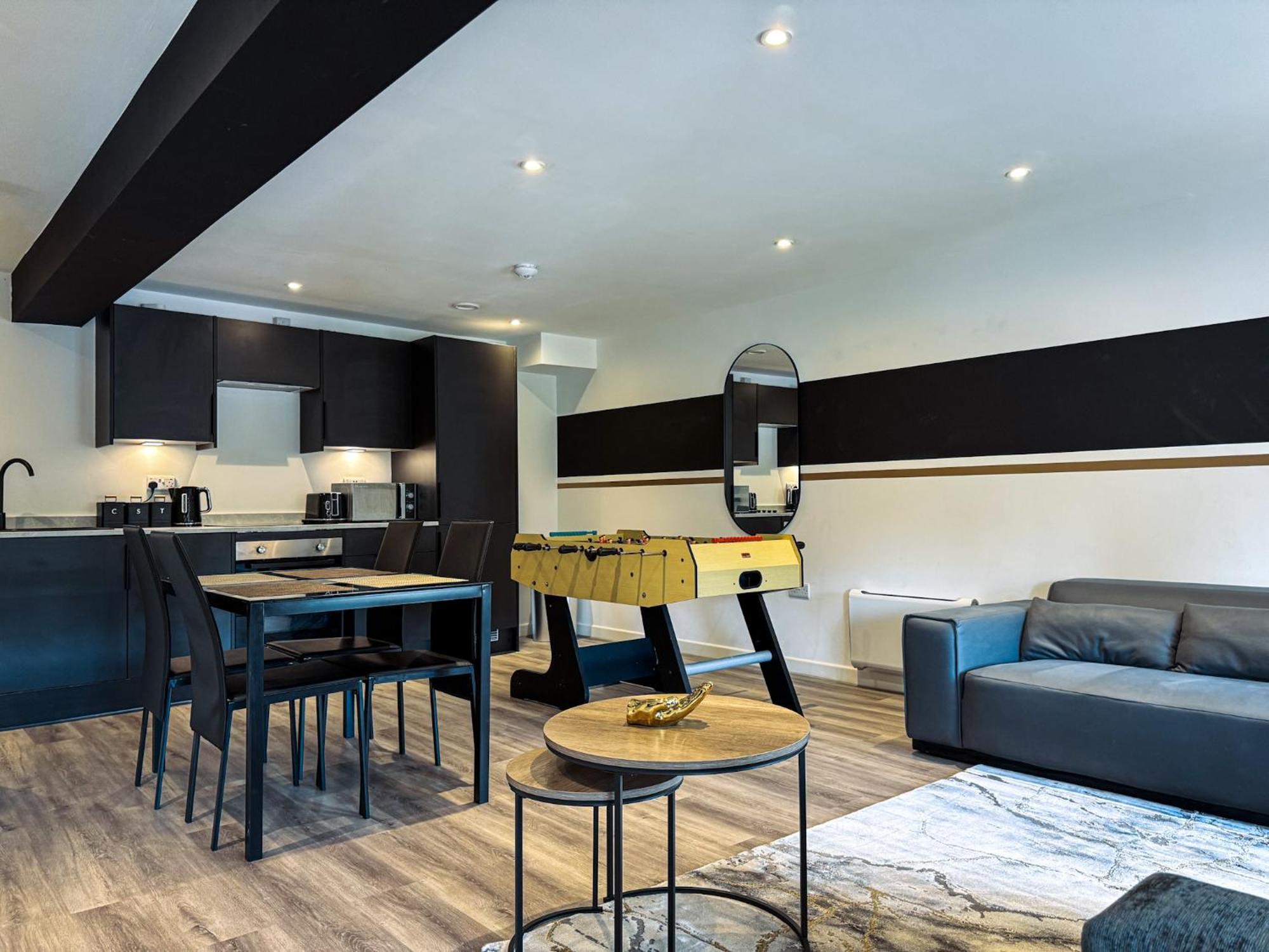 The Seven Suites Liverpool Extérieur photo