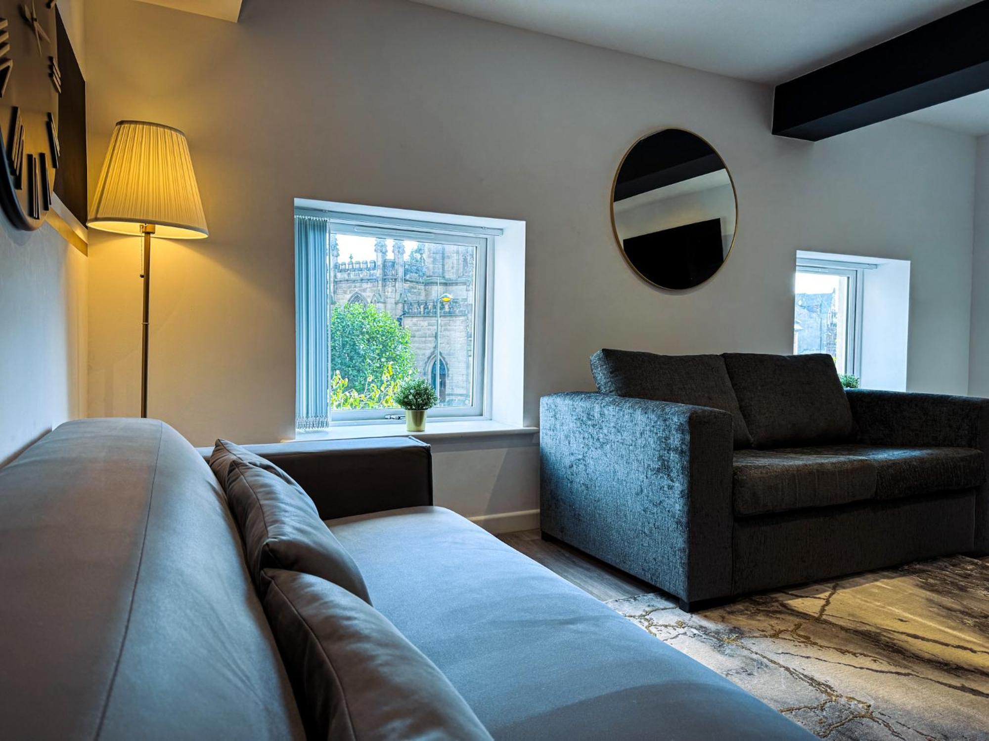 The Seven Suites Liverpool Extérieur photo