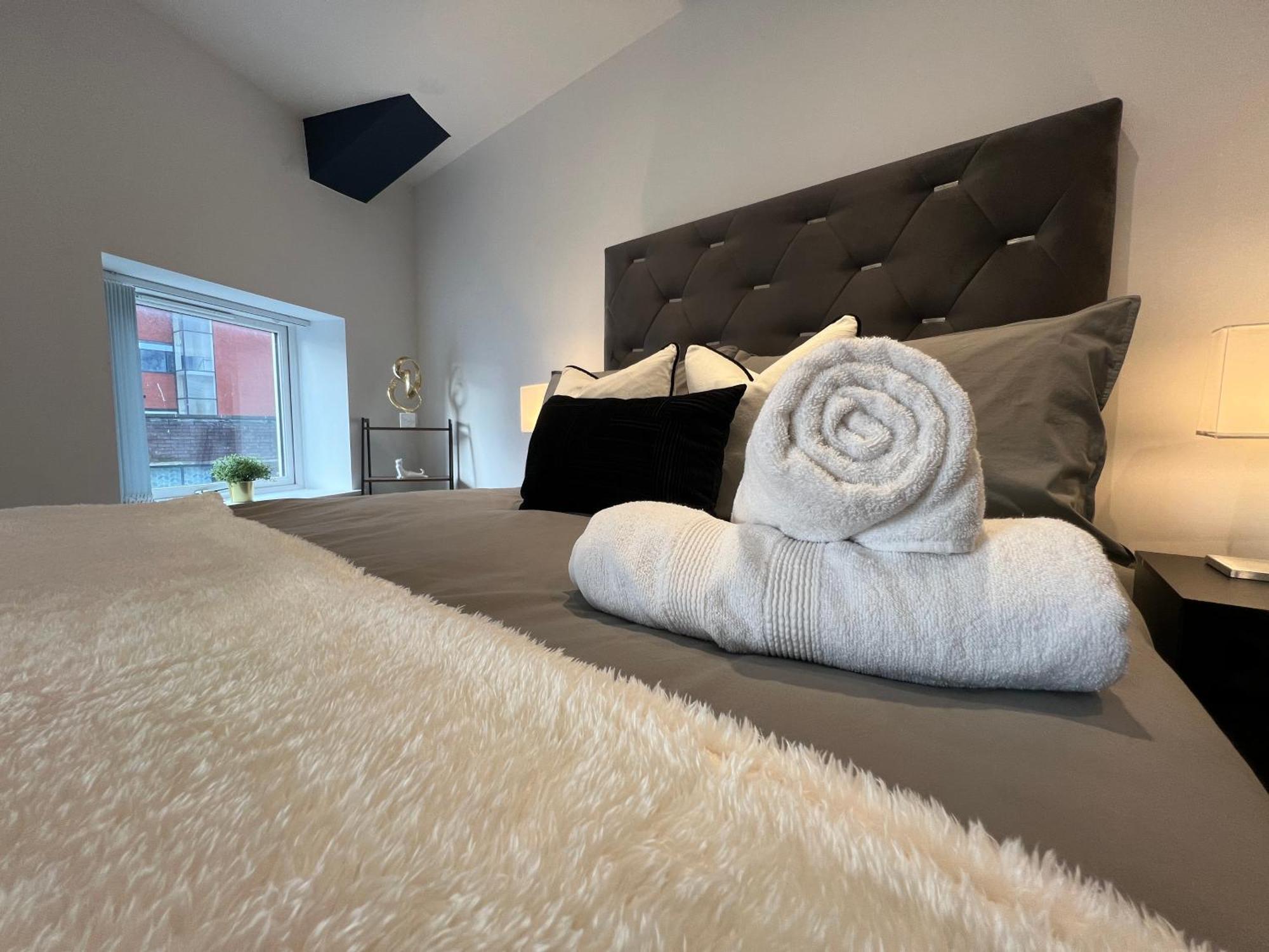The Seven Suites Liverpool Extérieur photo