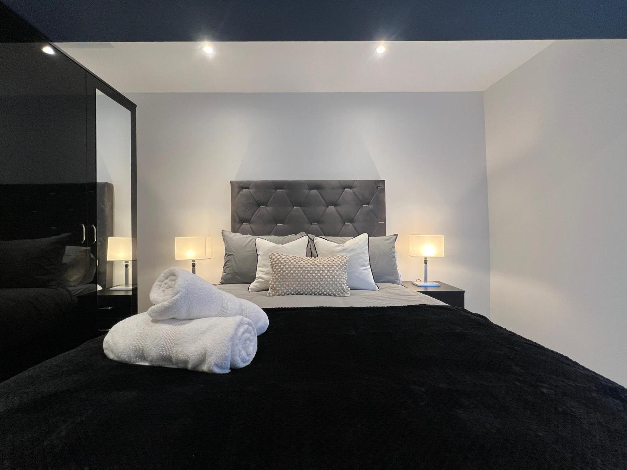 The Seven Suites Liverpool Extérieur photo